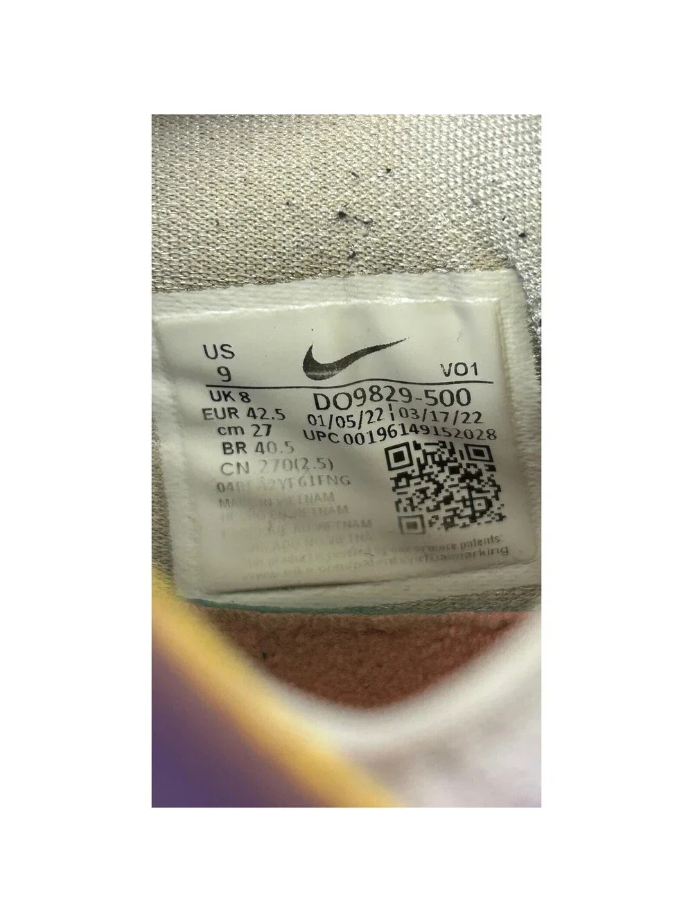 Size 9 - Nike Men's LeBron 19 Low Mismatch DO9829-500